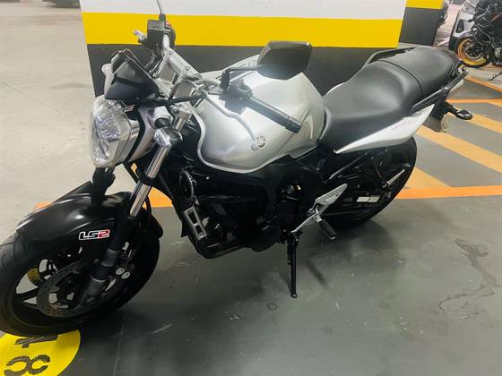 YAMAHA YS 250 FAZER 